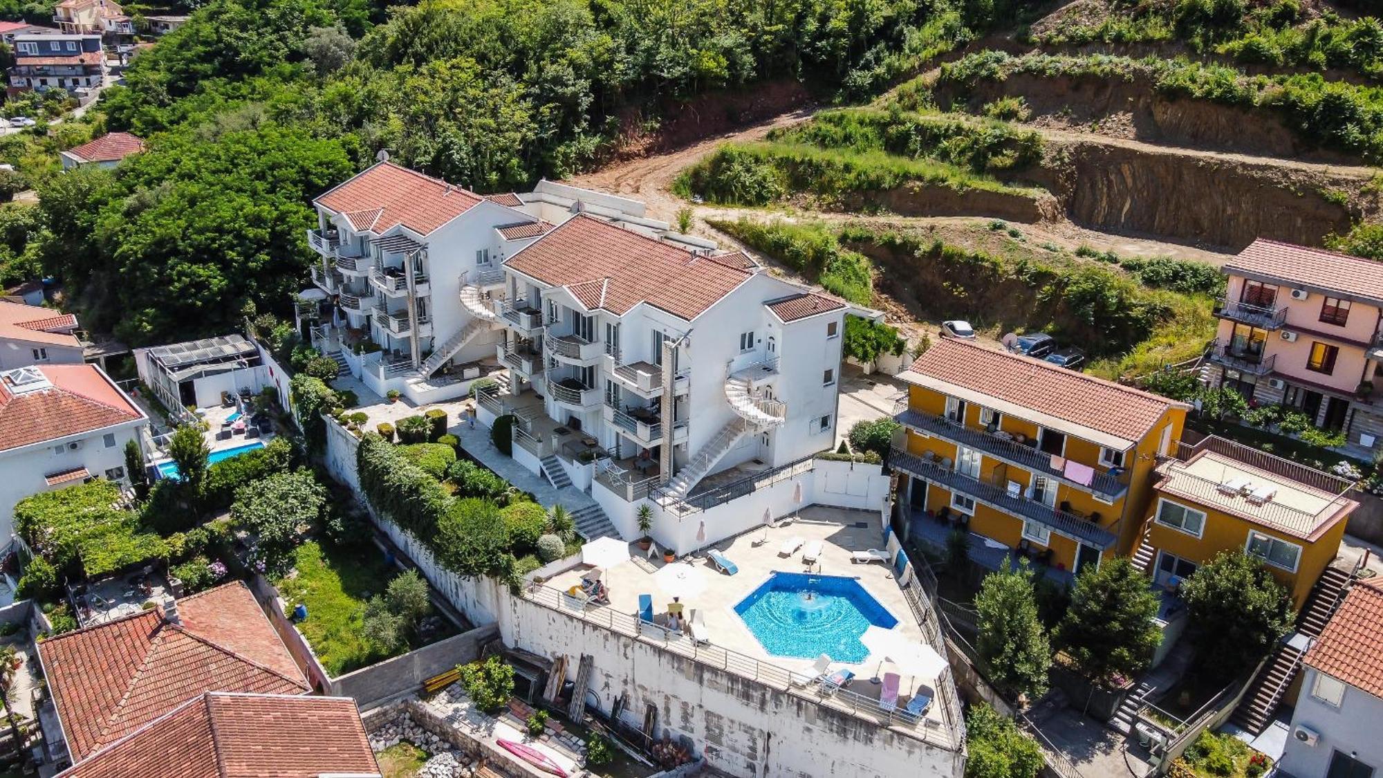 Chillout Apartment In Kotor Bay Экстерьер фото